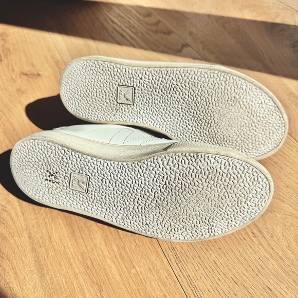 Veja White and Cream Women's Sneakers - Picture 9 of 11